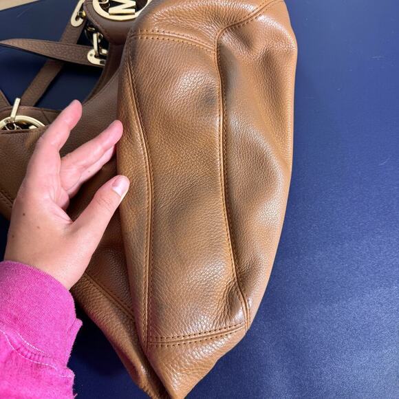 MICHAEL Michael Kors Fulton Large Shoulder Tote - Picture 4 of 10